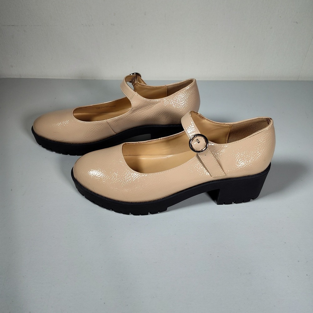 Urban Outfitters Daria Treaded Mary Jane Shoes Tan Round Toe‎ Lug Sole Chunky 7